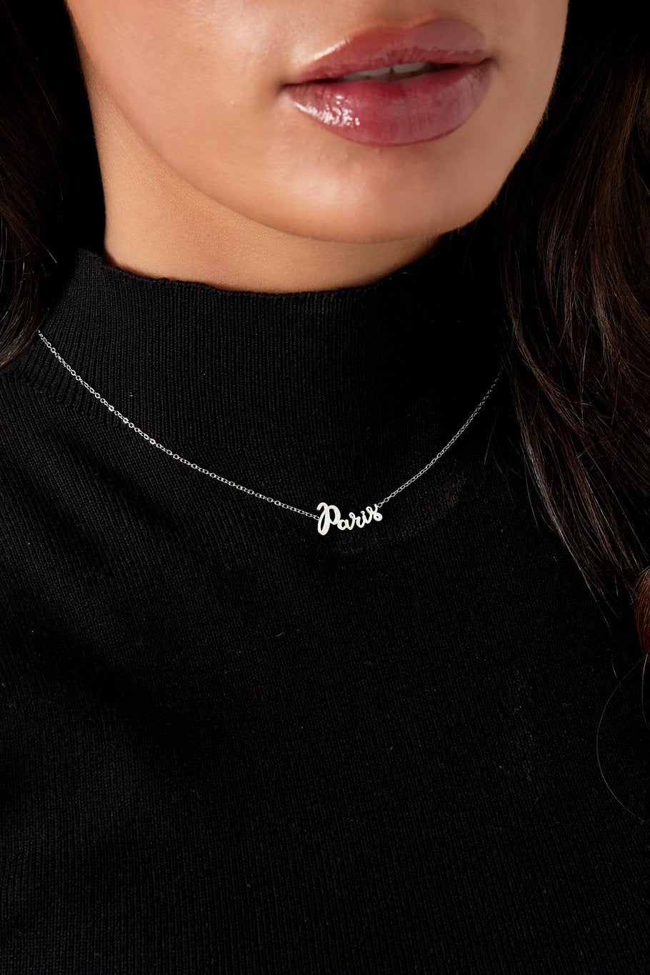 Paris ketting in letters