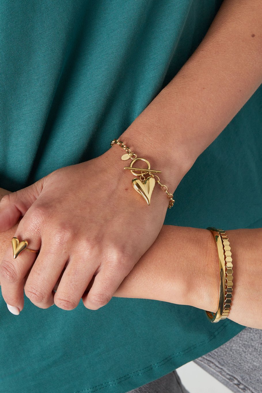 Love lies armband