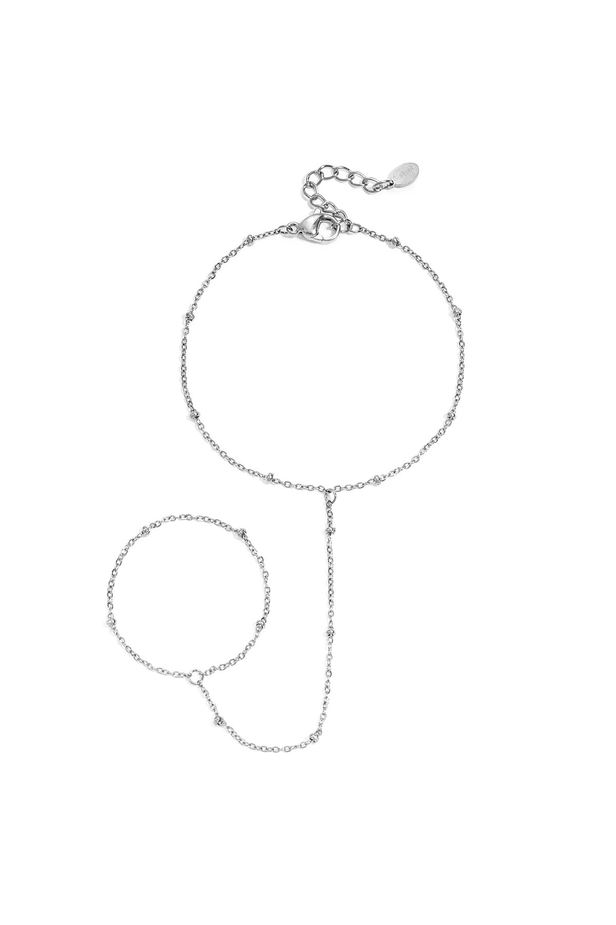 Hand chain met details