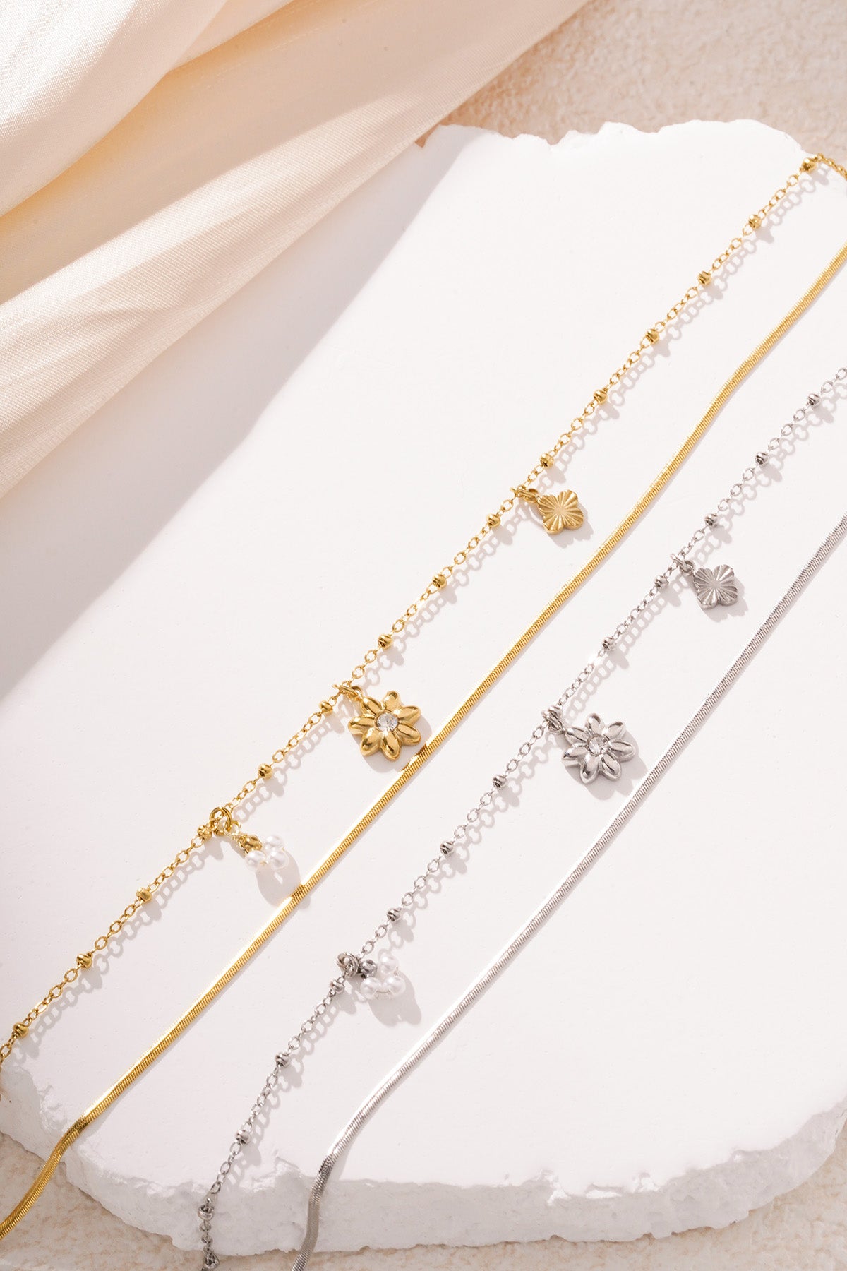 Bloemenarmband - Zilverkleur