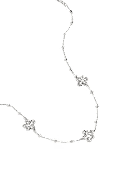 Ketting met bloemetjes