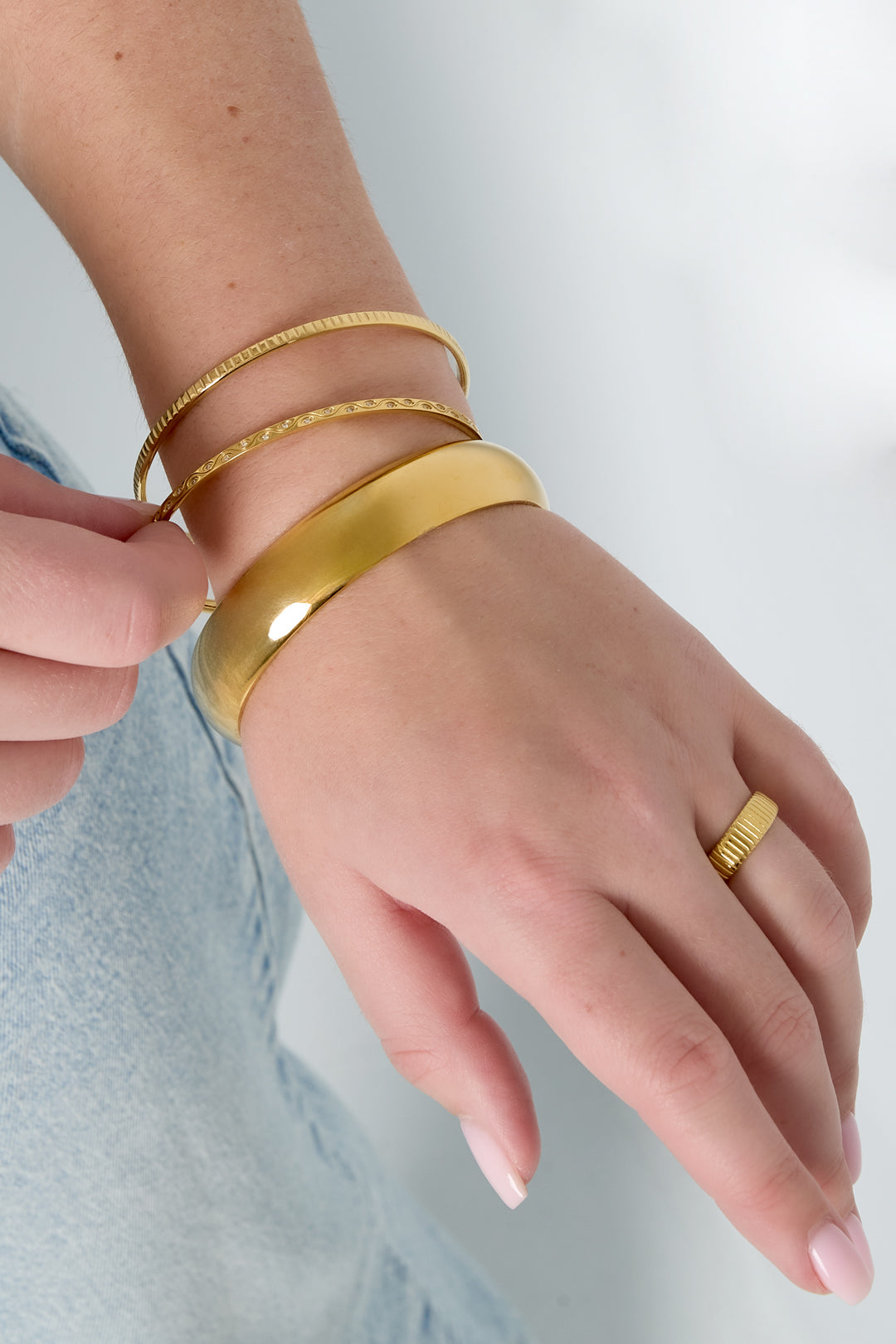 Strakke glanzende armband