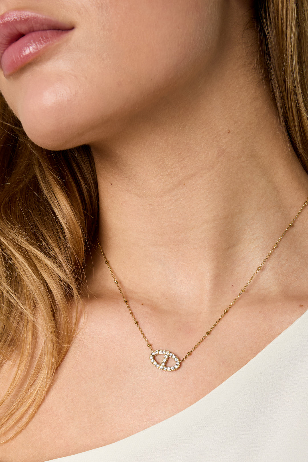 Ketting met CD logo