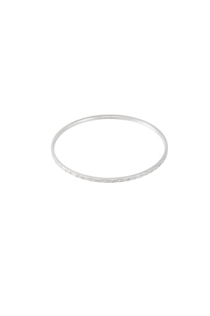 Simple bangle armband