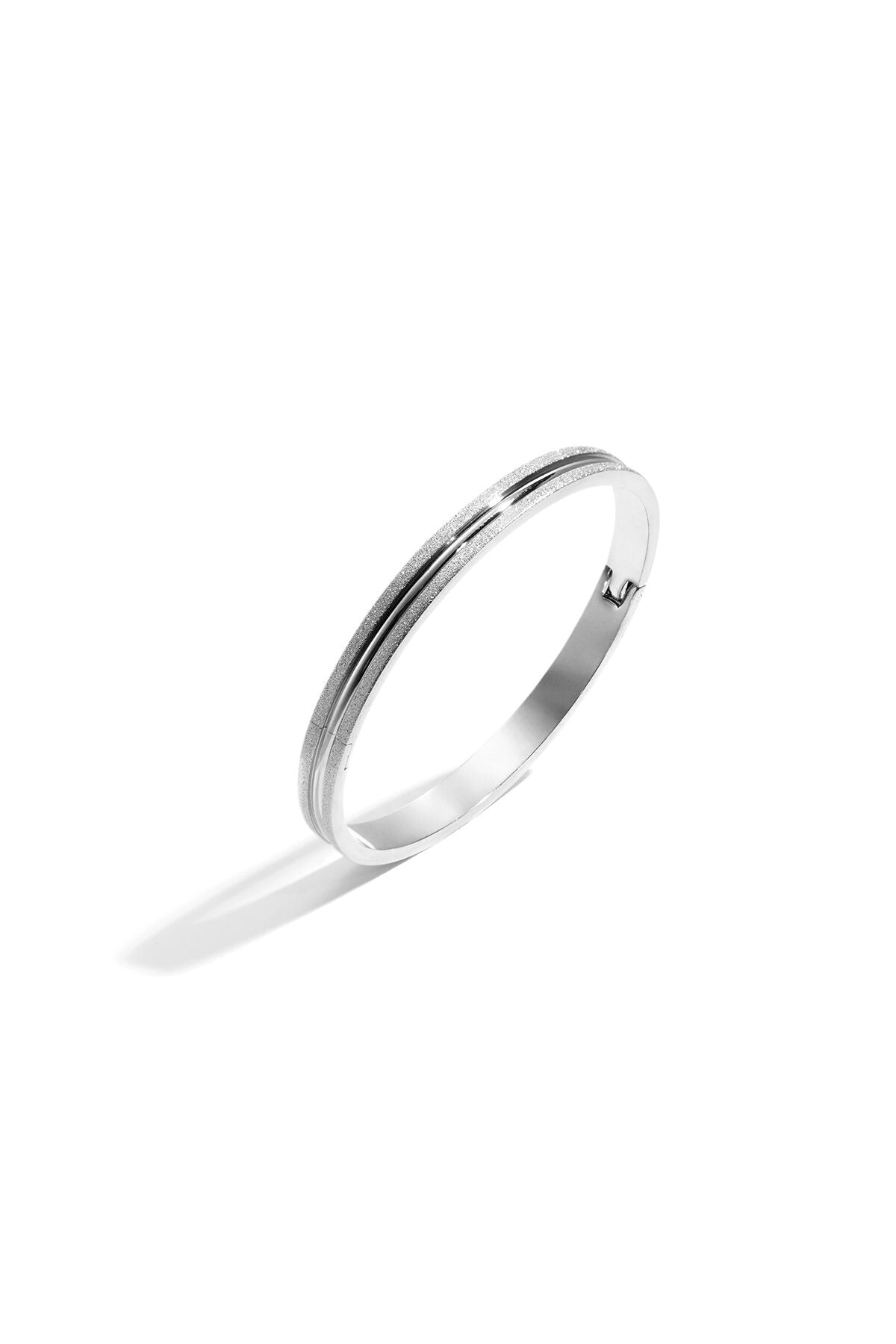 Shining bangle