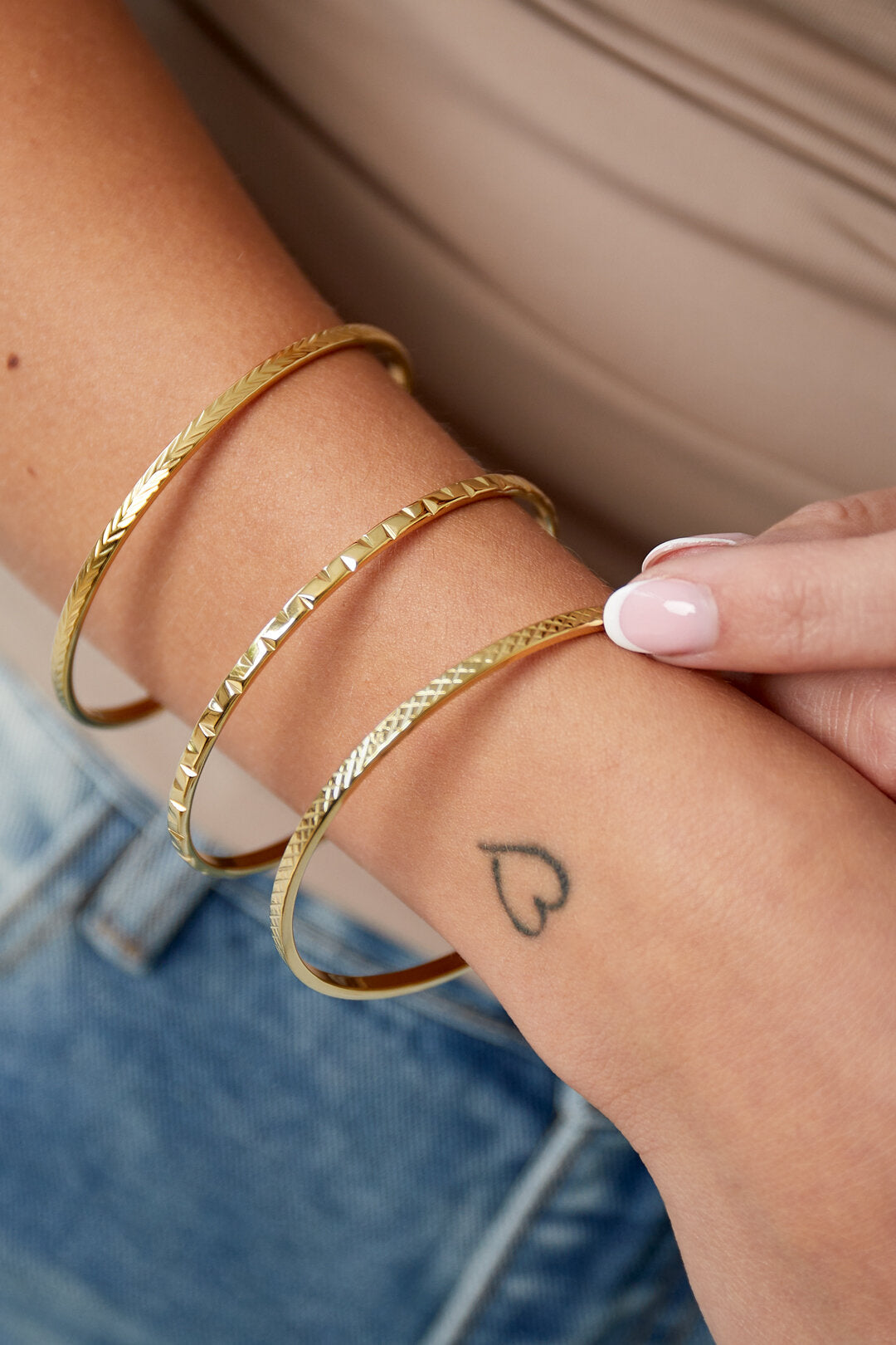 Stijlvolle dunne bangle