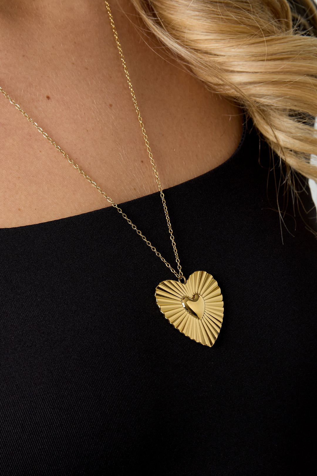 Lange ketting met groot hartje