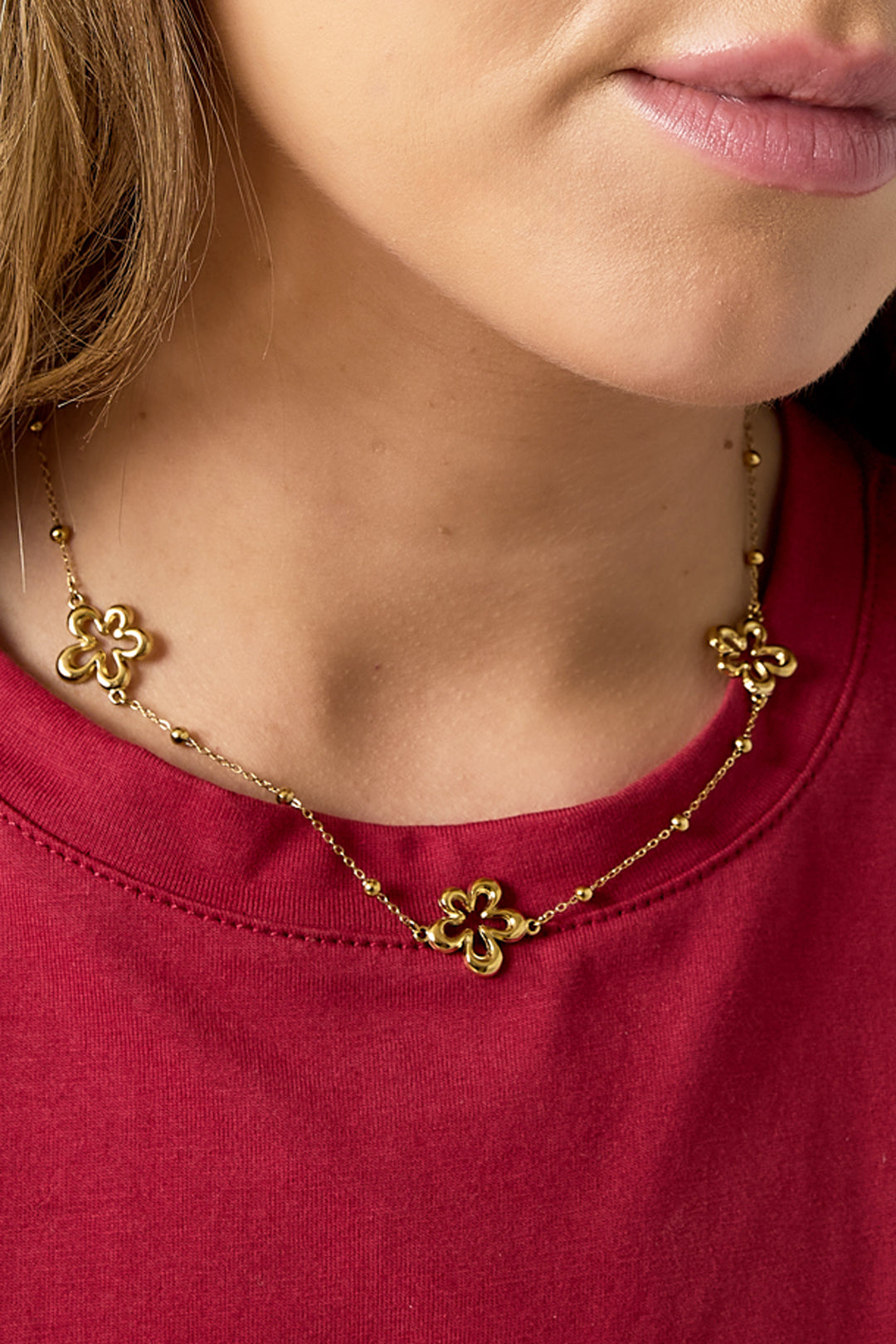 Ketting met bloemetjes