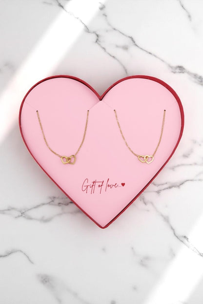Linked hearts ketting