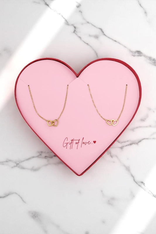 Linked hearts ketting